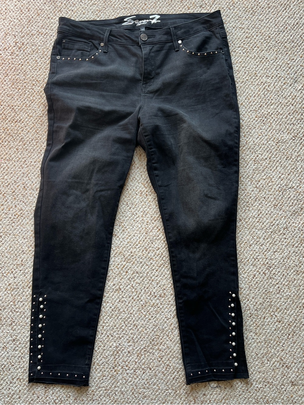 Seven7 16W Black Cropped Jeans Pearl Stud Embellished Plus Size Skinny Ankle